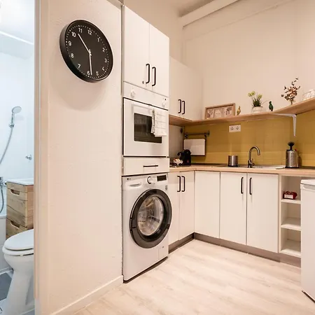 Cozy & Lovely Nest In Soho