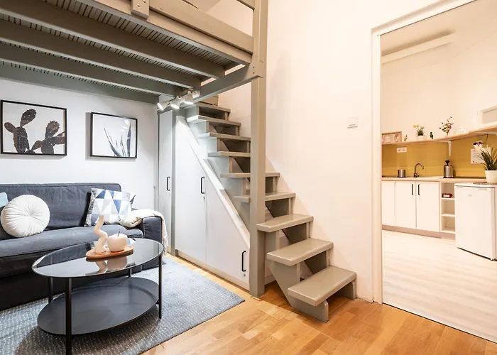 Cozy & Lovely Nest In Soho Apartmán